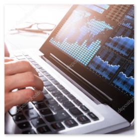 Cruscotto gestionale con report di vendita su monitor